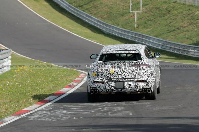 兰博基尼 Urus 新款原型 SUV 路测图曝光：混合动力再进化