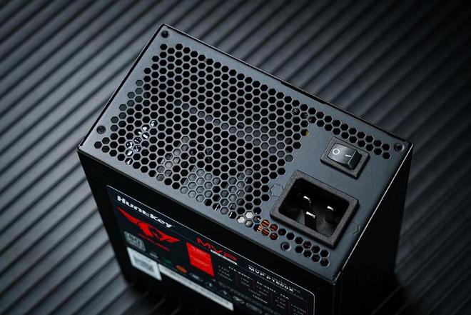 航嘉MVP P1600X电源评测 1600W超越白金表现