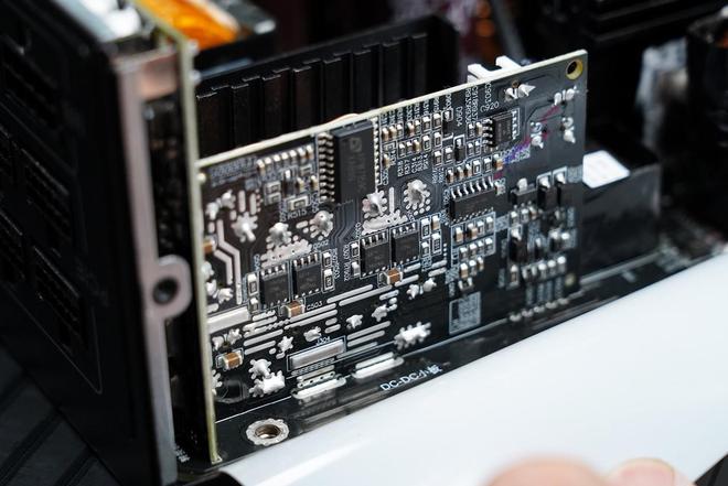 航嘉MVP P1600X电源评测 1600W超越白金表现