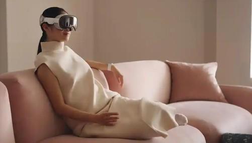 29999元买来的未来主义：Vision Pro为何难成下一个iPhone？