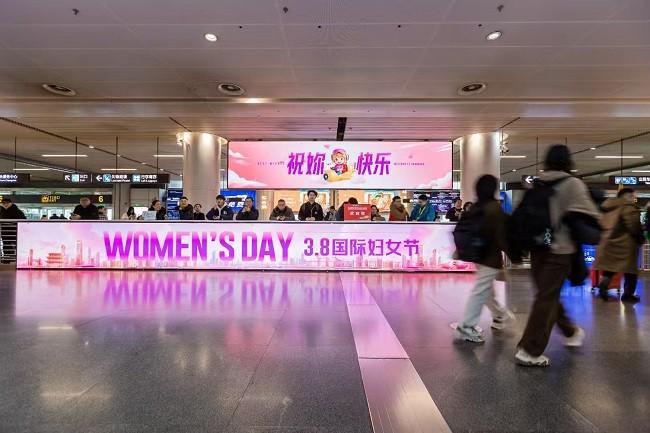 五大机场地标新升级，视爵光旭LED大屏闪耀登场