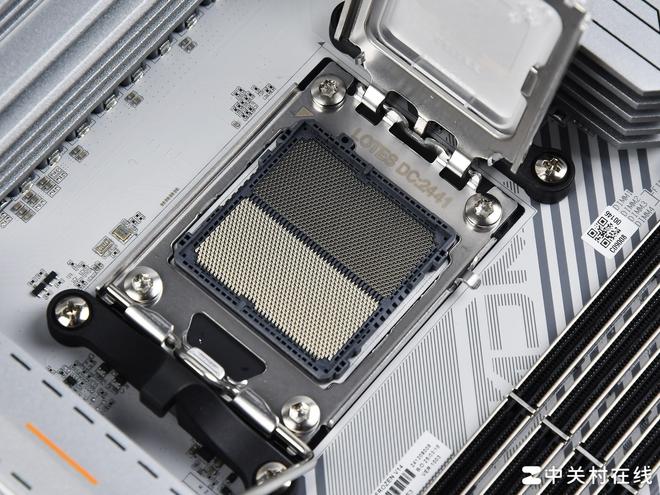 BIOS新高度 七彩虹CVN X870 方舟主板评测 高颜拓展供电猛
