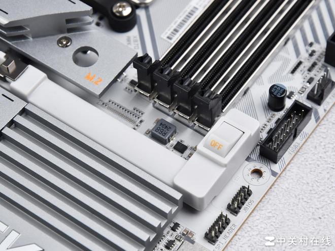 BIOS新高度 七彩虹CVN X870 方舟主板评测 高颜拓展供电猛