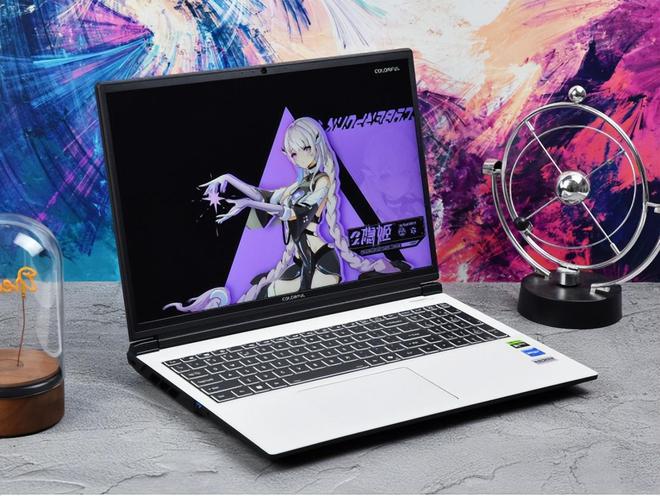 全能高性价比RTX 5070 Ti游戏本新品 七彩虹隐星P16 Pro评测