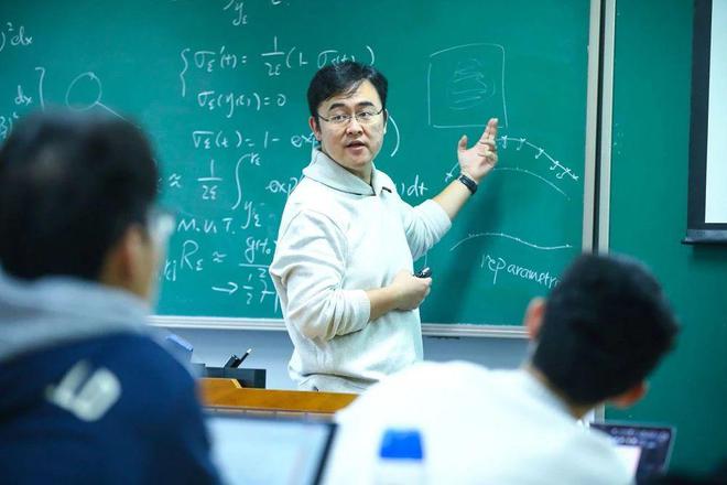 对话北大数学家董彬：如果未来AI能解所有数学题，学生现在为什么还要学数学？丨 科技奇点“破壁人”③