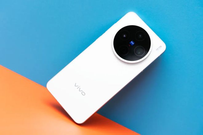 vivo X200s：均衡“全能旗舰”逼近！