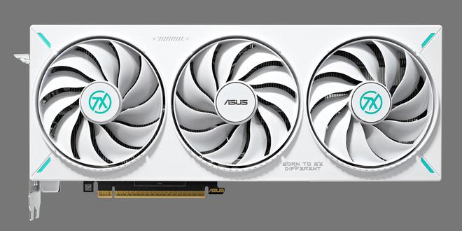 华硕推出天选 RTX 5070 显卡：白色系外观，三风扇 2.5 槽厚度