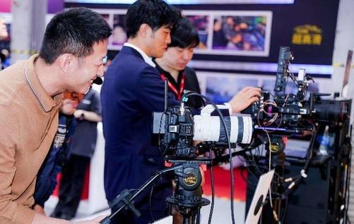 影像超越 佳能携多样化专业影像解决方案亮相CCBN 2025