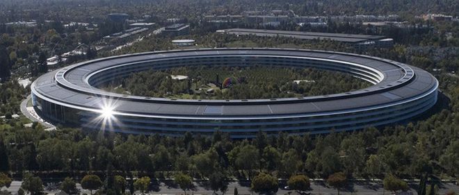 苹果AI部门被曝重大调整：Siri、秘密机器人项目接连换帅