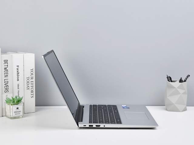 多屏协同超智慧，生产力好搭子 Hi MateBook D 16/14 图赏