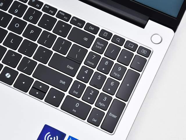 多屏协同超智慧，生产力好搭子 Hi MateBook D 16/14 图赏