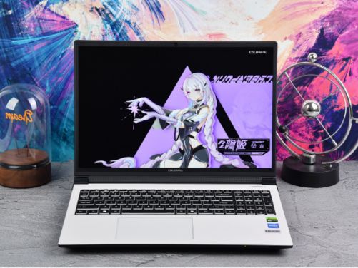 全能高性价比RTX 5070 Ti游戏本新品 七彩虹隐星P16 Pro评测