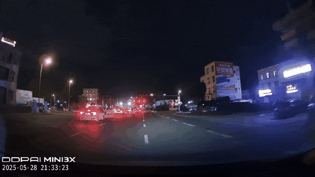 突然一声巨响，夜空都被照亮了！广东多地拍到耀眼发光体，专家回应：是一颗火流星，大部分会烧完