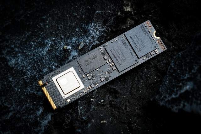 Kingston FURY Renegade G5评测 最速PCIe5.0固态硬盘诞生