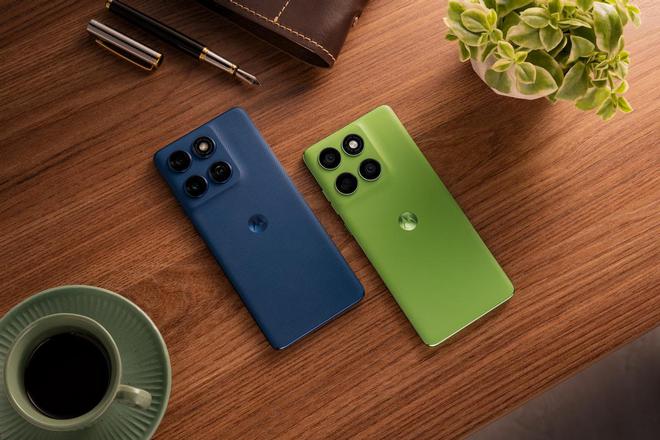 2295元起！联想moto最丰富产品形态AI手机发布