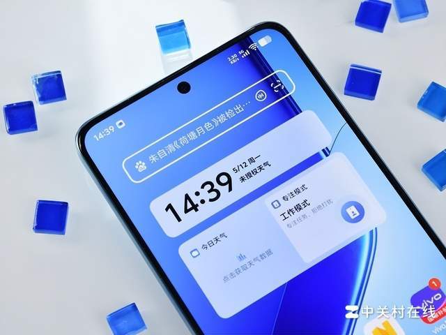 iQOO Neo10 Pro+美图鉴赏 像素风背板独具特色
