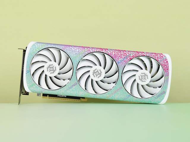 2K小钢炮，性能、散热俱佳，索泰RTX 5060 Ti 8G XGAMING OC评测