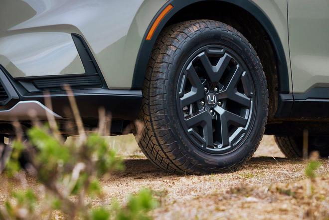 2026 款本田 CR-V SUV 升级登场：更大屏幕 + 混动越野新体验