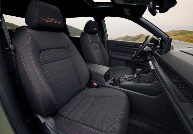 2026 款本田 CR-V SUV 升级登场：更大屏幕 + 混动越野新体验