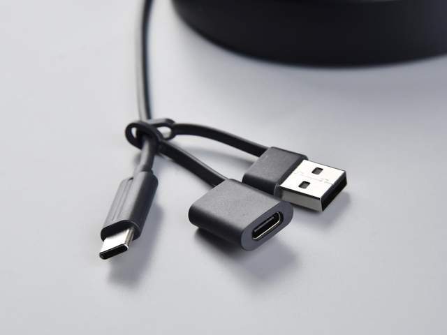 Jabra Speak2 75会议全向麦评测：串联功能加持音频效果加倍