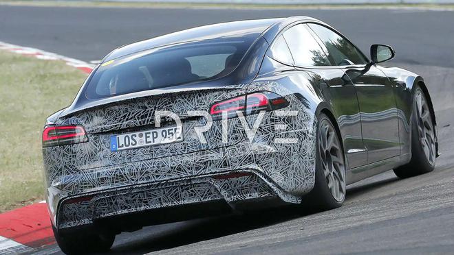 特斯拉 Model S 电动车第三次改款，测试图曝光