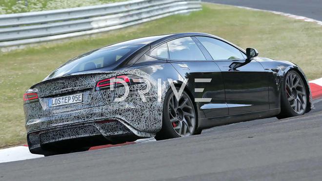 特斯拉 Model S 电动车第三次改款，测试图曝光