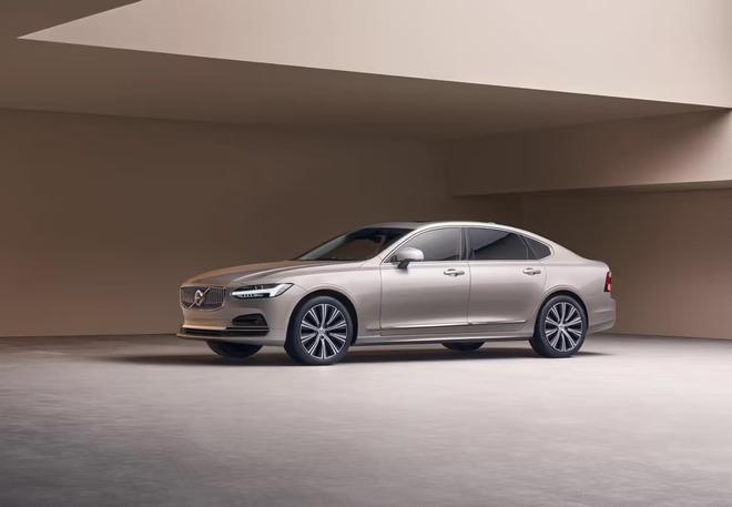 沃尔沃召回超 1.2 万辆国产 S60 / S90 汽车，玻璃胶粘性不足