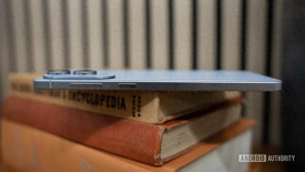 外媒实测三星S25 Edge续航能力 3900mAh电池不及预期