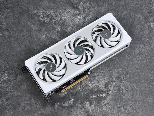低成本纯白装机方案必选！技嘉GeForceRTX 5060 AERO OC 8GB 雪鹰首测