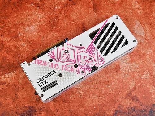 iGame GeForce RTX 5060 Ultra W OC显卡评测 嘻哈炸场1080p 200帧！