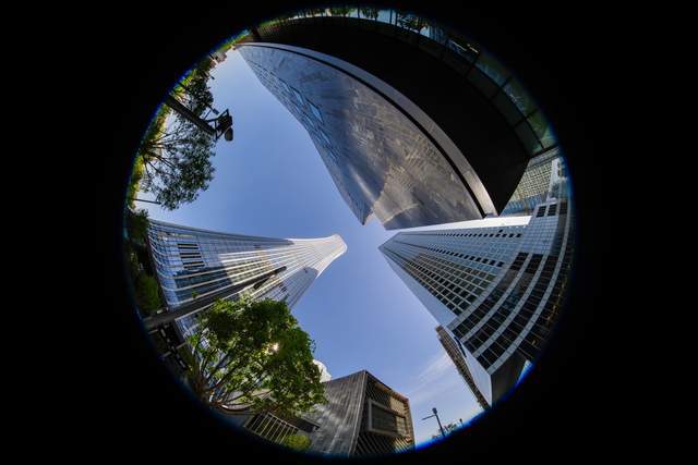 鱼眼镜头下的世界 老蛙FF II 8-15mm F2.8超广角变焦鱼眼镜头评测