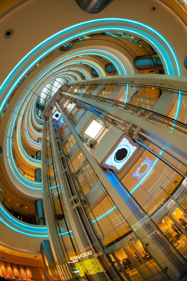 鱼眼镜头下的世界 老蛙FF II 8-15mm F2.8超广角变焦鱼眼镜头评测
