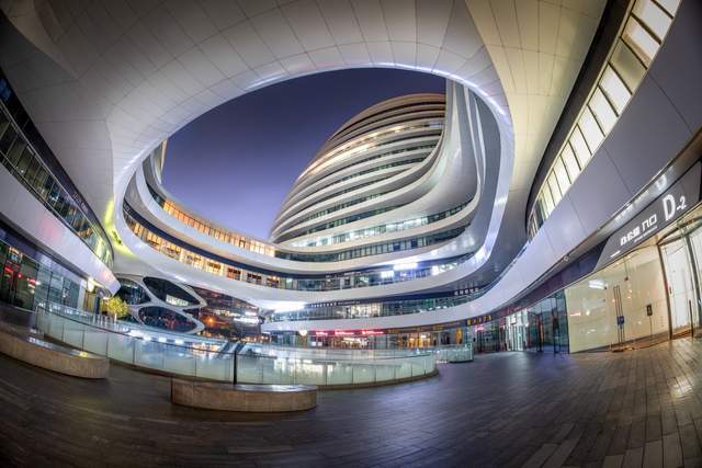 鱼眼镜头下的世界 老蛙FF II 8-15mm F2.8超广角变焦鱼眼镜头评测